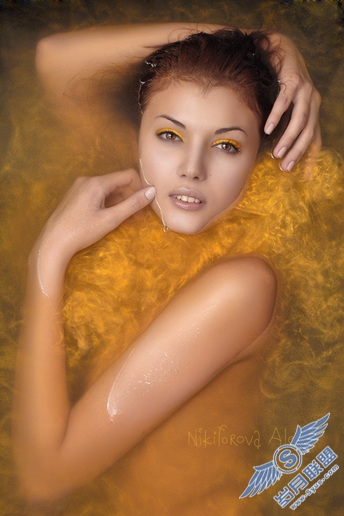 女人如烟 - Alena Nikiforova概念<a href=http://www.xianpp.com/ target=_blank class=infotextkey>摄影</a>作品