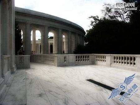 Photoshop径向模糊制作阳光透射图_www.