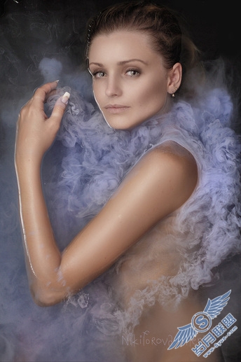 女人如烟 - Alena Nikiforova概念<a href=http://www.xianpp.com/ target=_blank class=infotextkey>摄影</a>作品
