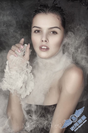 女人如烟 - Alena Nikiforova概念<a href=http://www.xianpp.com/ target=_blank class=infotextkey>摄影</a>作品