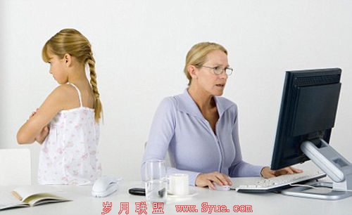 调查称40岁以上母亲比孩子拥有更多Facebook好友