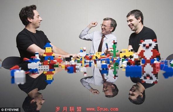 谷歌创始人拉里·佩奇和谢尔盖·布林喜欢把销售之类的工作交给其他高管,扎克伯格也效仿这种做法