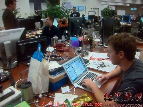 工作中的扎克伯格