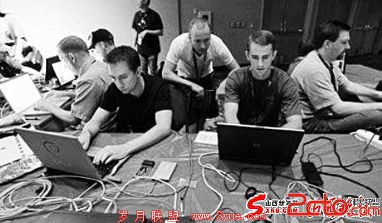 美国的超聪明<a href=http://www.syue.com/News/Hack/ target=_blank class=infotextkey>黑客</a>进行网络演习