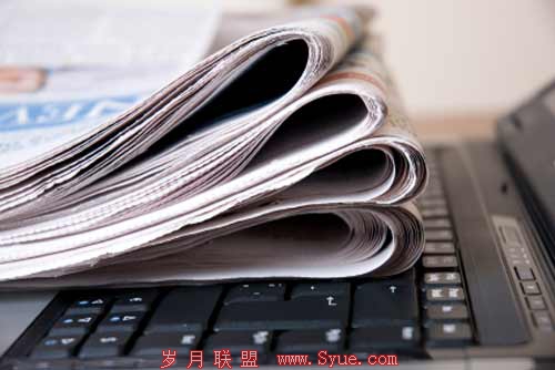 <a href=http://bbs.syue.com/ target=_blank class=infotextkey>论坛</a>营销 地方网站 传统纸媒