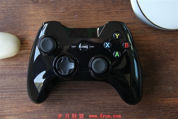 最漂亮的电视盒子!天猫魔盒2图赏