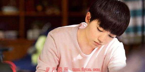 耐克抱腿王俊凯,运动员营销不够用了