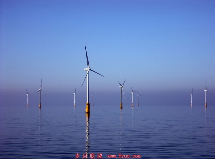 1600px-Barrow_Offshore_wind_turbines_edit1.jpg